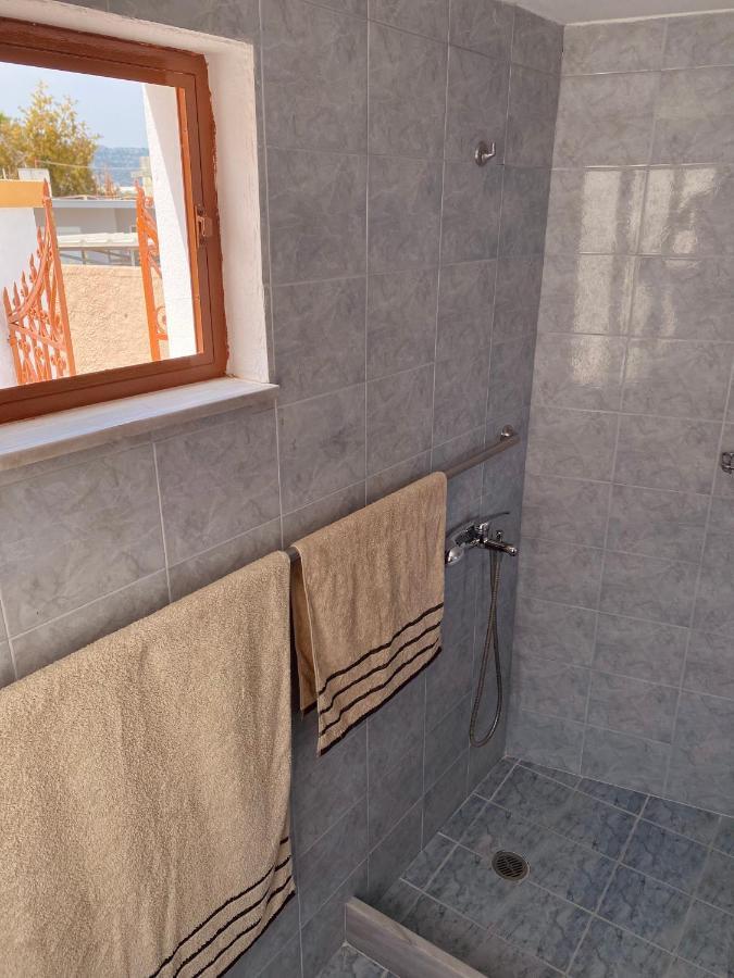 Archangelos Family House * Archangelos (Rhodes)